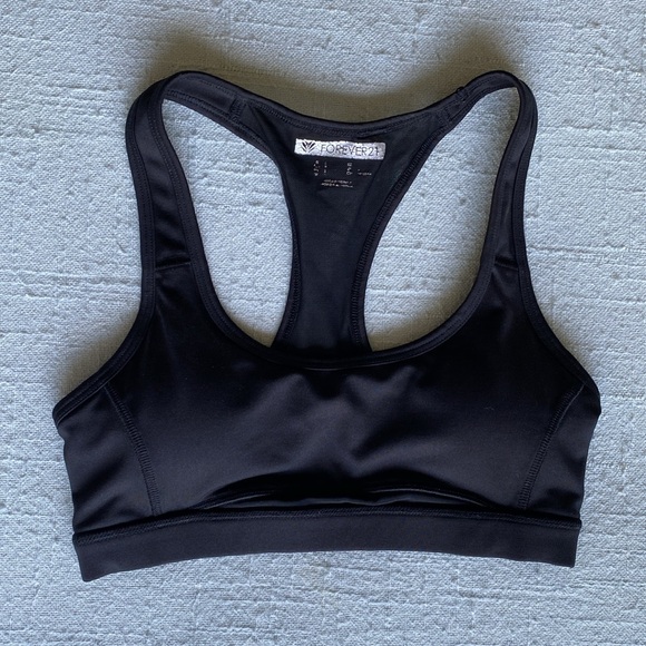 🌼 Forever 21 sports bra with mesh detail - Picture 2 of 6